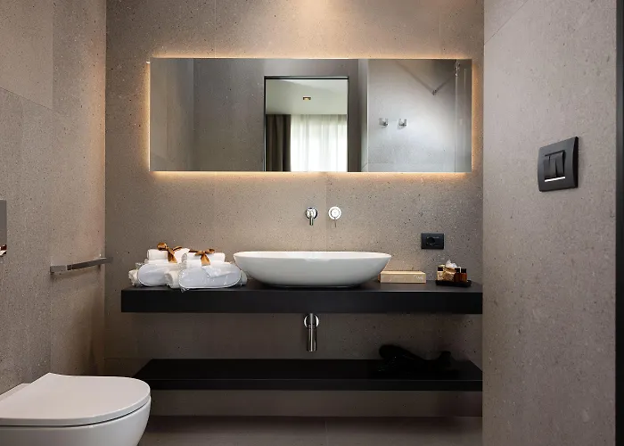 B21 Lifestyle Hotel