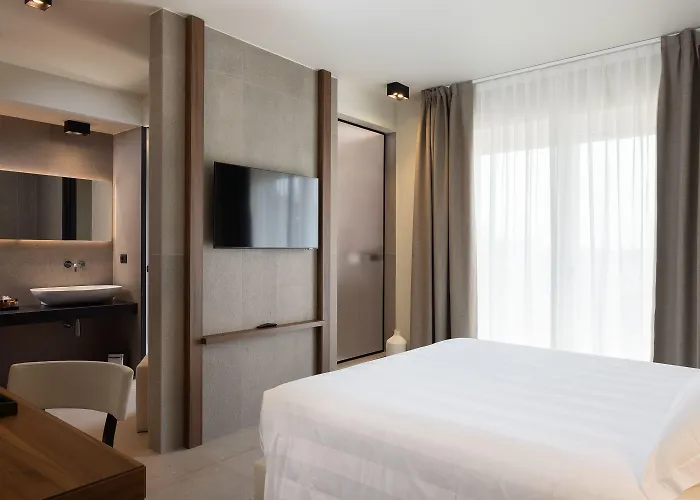 B21 Lifestyle 4*