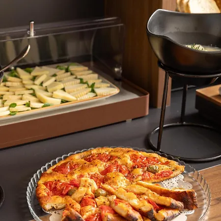 Hotel B21 Lifestyle 4*