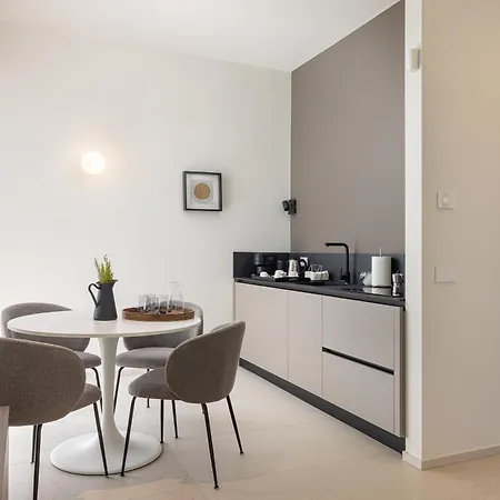 B21 Lifestyle ホテル バーリ